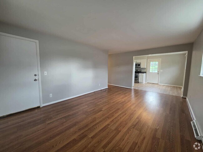 Building Photo - 4186 Ruckle ave