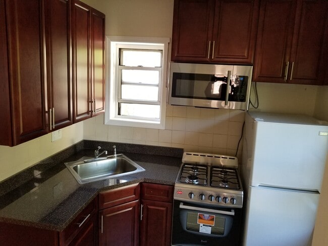 kitchen - 8311 164th St