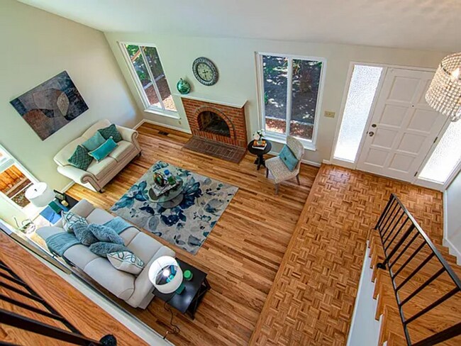 Foto del edificio - Spacious 5-Bedroom Home in Prime Sunnyvale...