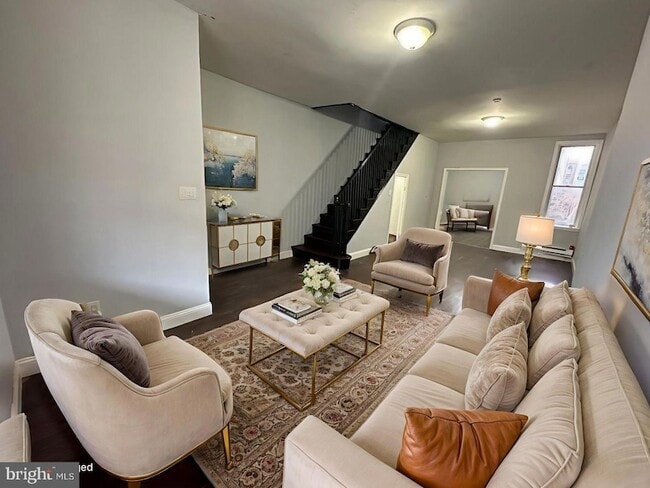 Photo - 1948 E Monmouth St Townhome