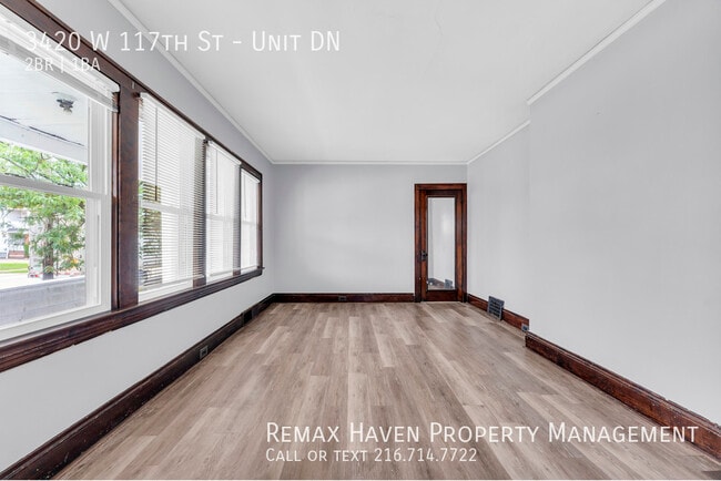 Building Photo - 3420 W 117th St