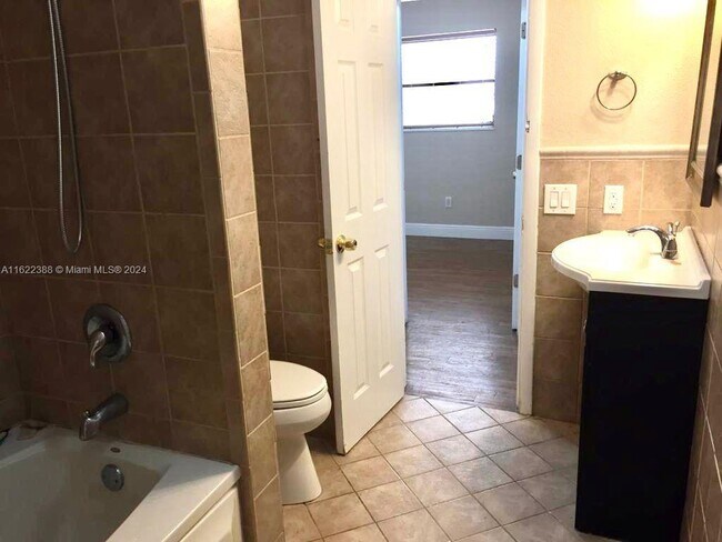 Foto del edificio - 19920 SW 88th Pl