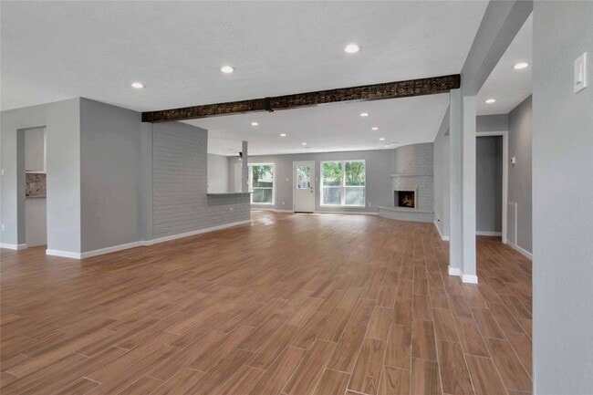 Building Photo - 12811 Golden Tee Ln