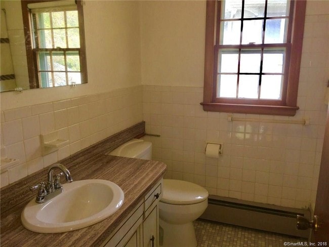 Building Photo - 2 Park Ave