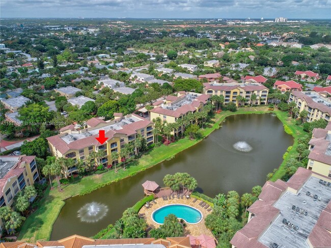 Foto del edificio - 500 Uno Lago Dr