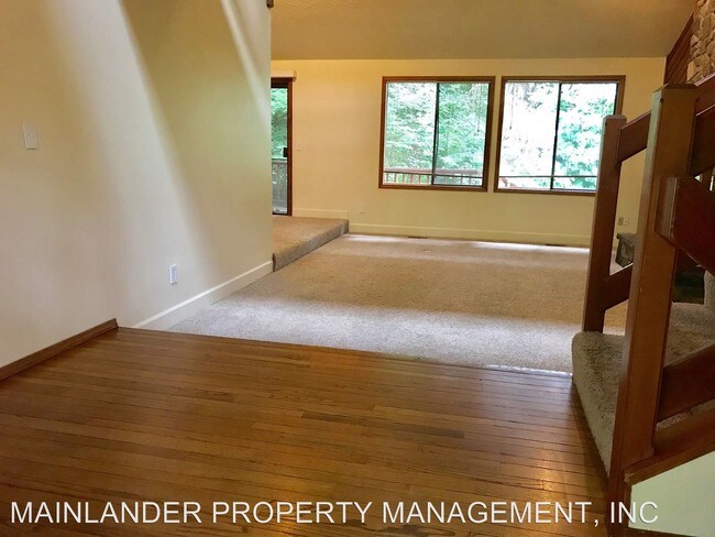 Building Photo - 4 br, 3 bath House - 13 SCARBOROUGH DR