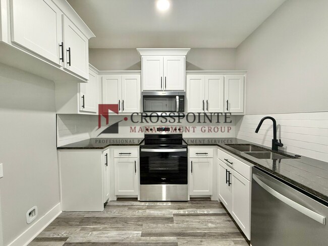 Foto del edificio - 1 Bedroom Loft at The Cannery! Tour Today!