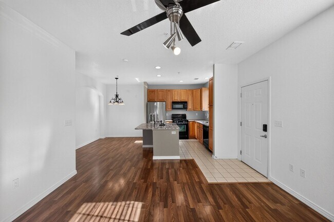 Foto del edificio - 9441 Ashbury Cir