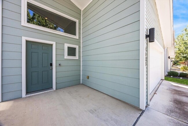 Building Photo - 7407 Wallach St