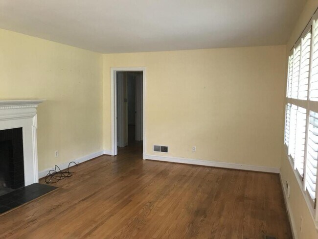 Foto del edificio - 1505 Baysdale Lane