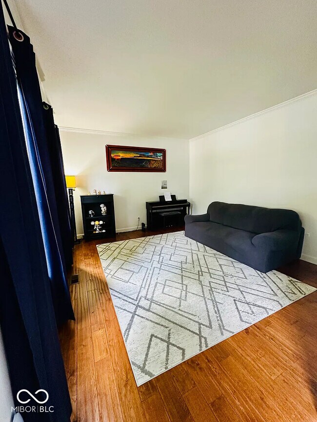 Foto del edificio - 5273 Ivy Hill Dr
