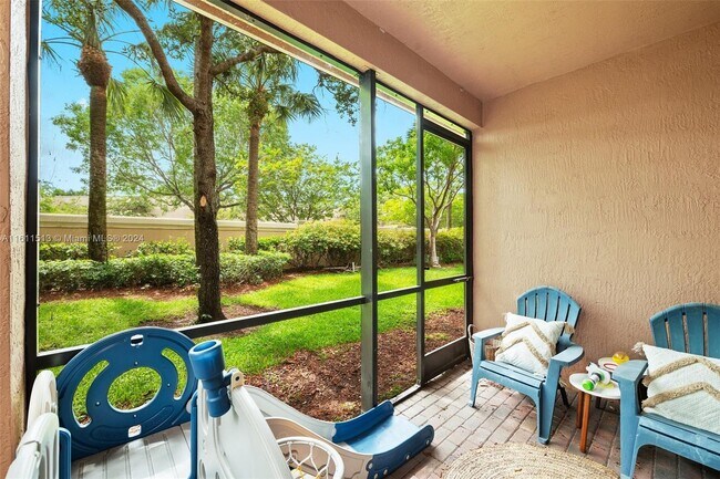 Building Photo - 129 Riverwalk Cir W