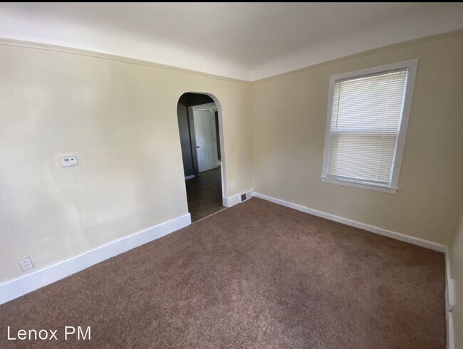 Building Photo - 3 br, 1 bath House - 13750 Marshall