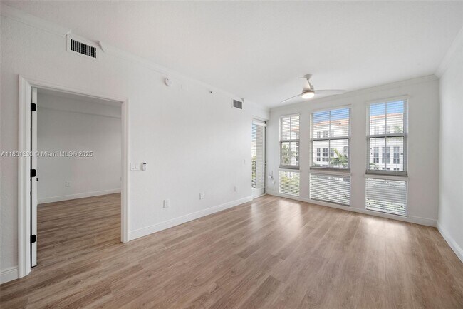 Foto del edificio - 10170 SW 7th St