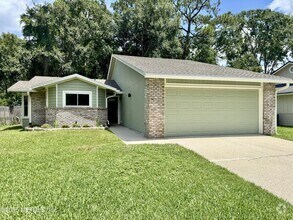 Building Photo - 3625 Lumberjack Way