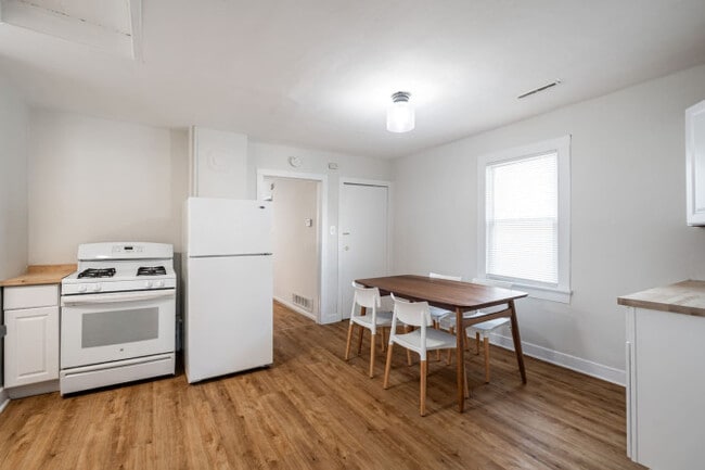 Foto del edificio - 1529 N Jefferson St