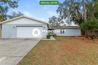 Building Photo - 528 Wynnwood Dr