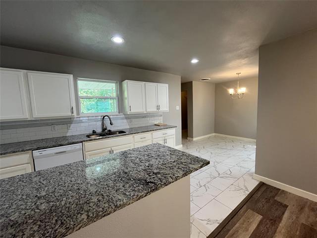 Foto del edificio - 831 Southloop Dr
