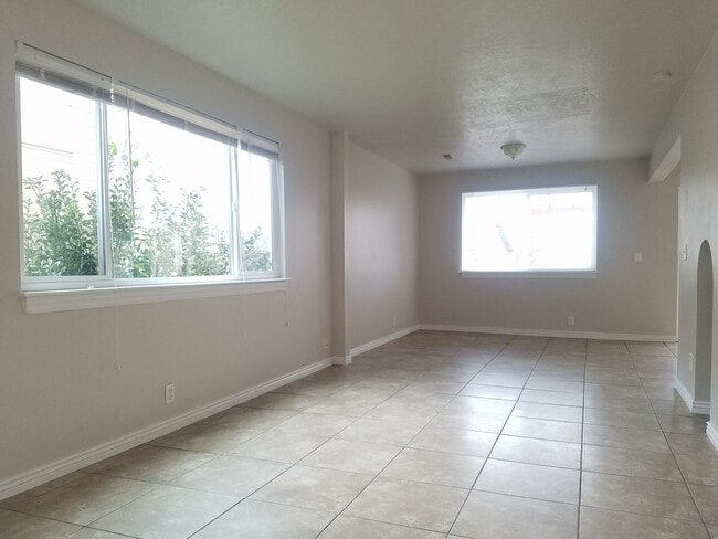 Photo - 7942 S Chadbourne Dr Apartment