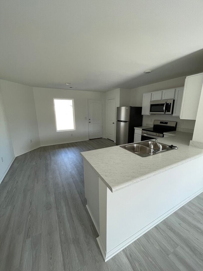 Foto del edificio - 3 Bedroom, 2 Bathroom Home