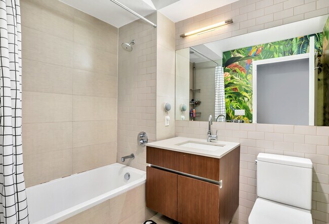 Building Photo - Southern-Facing Furnished 1BR for Rent!