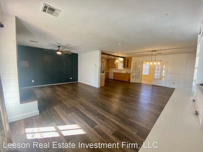 Building Photo - 3 br, 2 bath House - 1625 Success St