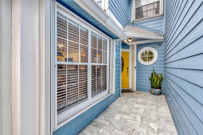 Building Photo - 120 Ocean Dunes Cir