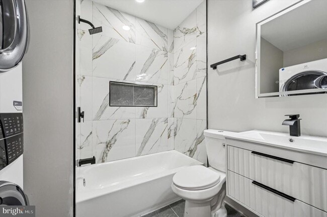 Building Photo - 2917 N 7th St