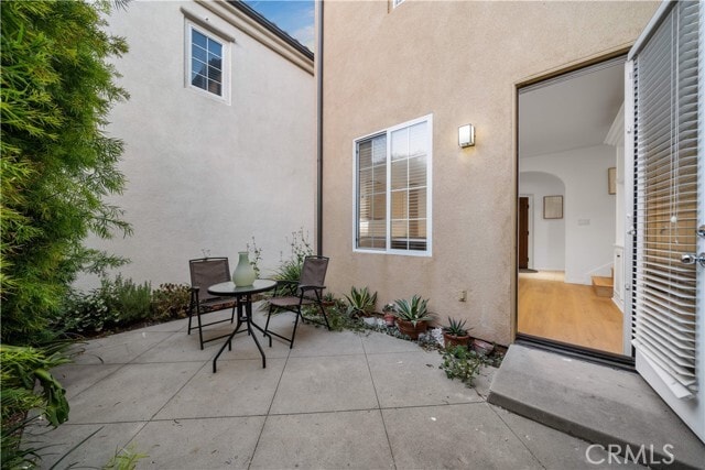Building Photo - 102 Chantilly