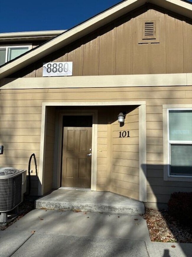 Building Photo - 8880 W Shellie Ln