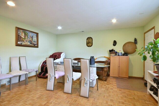 Foto del edificio - 4100 Oakton St