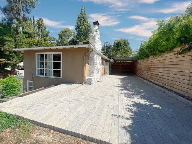 Photo - Coveted South Redlands 2 bedroom, 2-bathroom bungalow home.