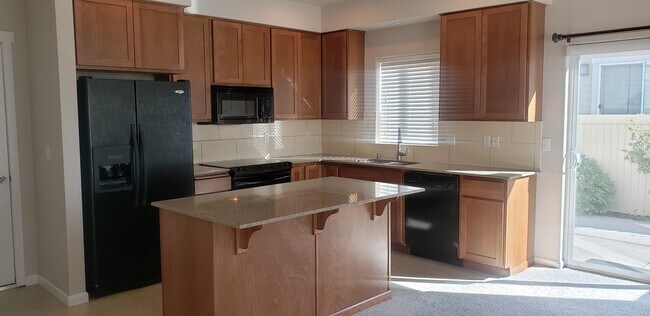 Building Photo - Liberty Lake Community-Rocky Hill 3 bedroo...