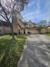 Building Photo - 6215 Francis Marion Dr