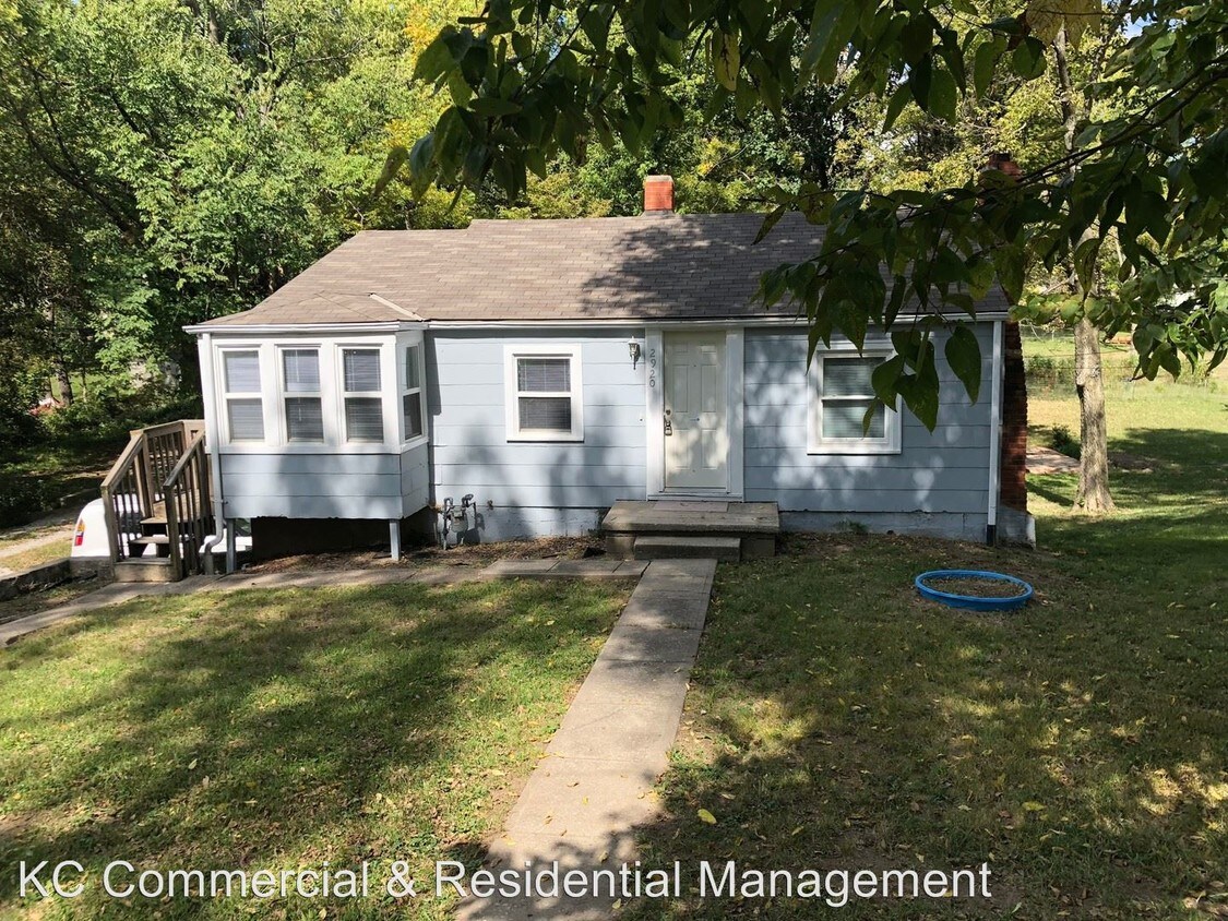 Foto principal - 2 br, 1 bath House - 2920 NE 39th St