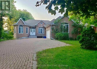 Building Photo - 282 Elgin Mills Rd W