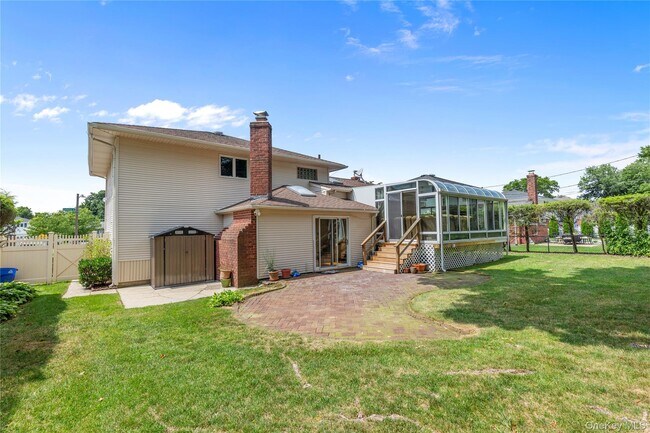 Foto del edificio - 78 Debora Dr