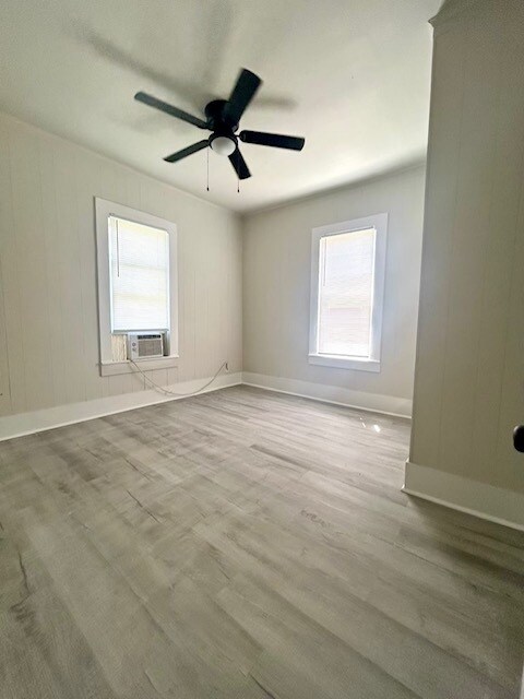 Foto principal - 1211 3rd Ave NE