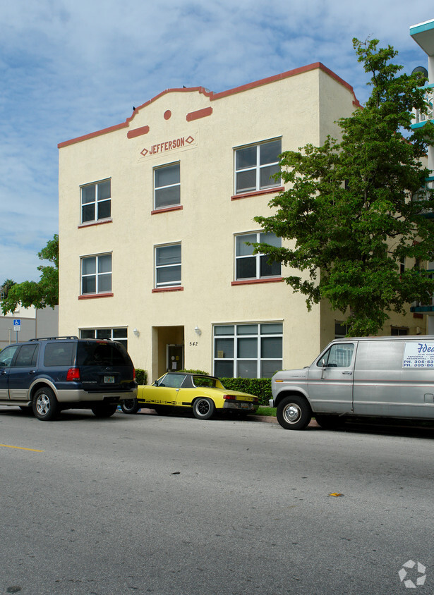 Building Photo - Jefferson Apartments