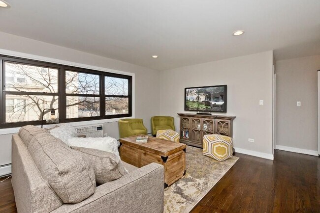 Foto del edificio - 5536 N Sheridan Rd