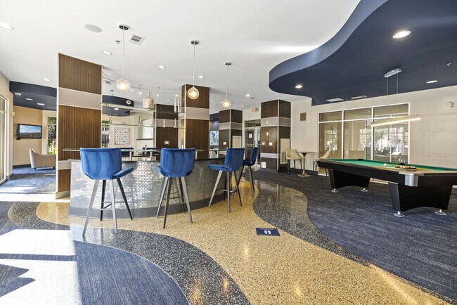 Foto del edificio - 10 Perimeter Park