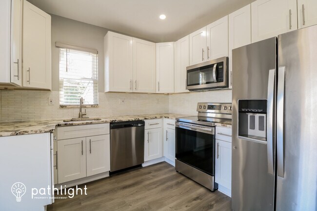 Building Photo - 1124 S Pennsylvania Avenue, Morrisville, P...