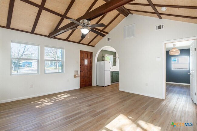 Foto del edificio - 1007 S 25th St