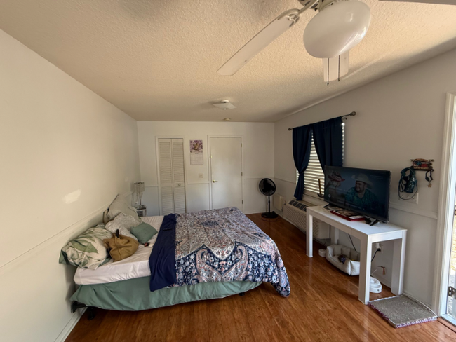 Building Photo - 252 Coco Plum Dr