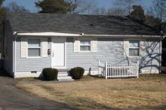 Building Photo - 101 Sheridan Cir