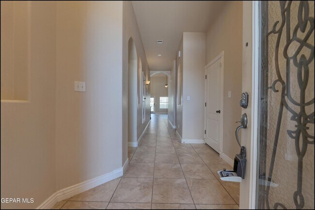 Building Photo - 11420 Victor Flores Pl