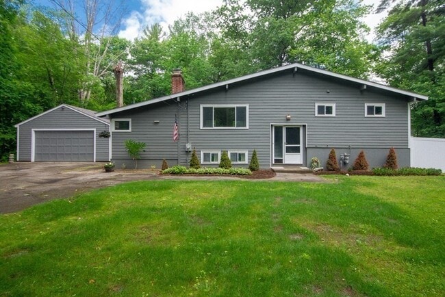 Photo - 54 Blackmer Rd House
