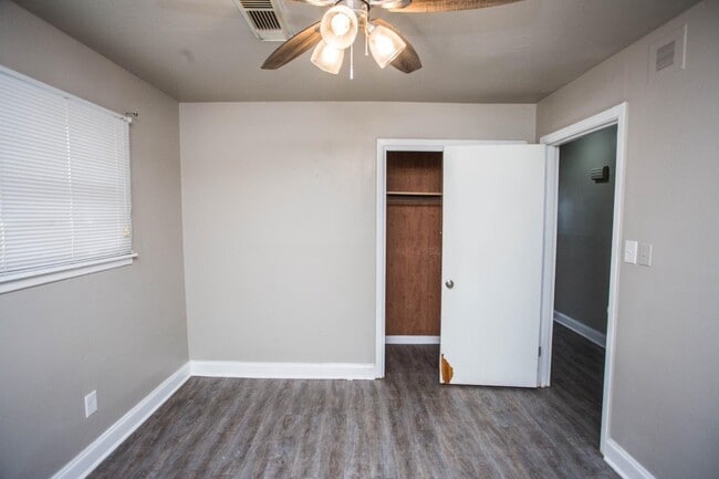 Building Photo - 2702 38th St