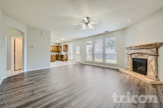 Foto del edificio - 9705 Gallatin Ln