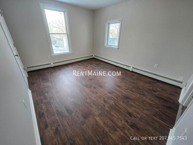 Foto del edificio - 62 Third St. Apt.-3